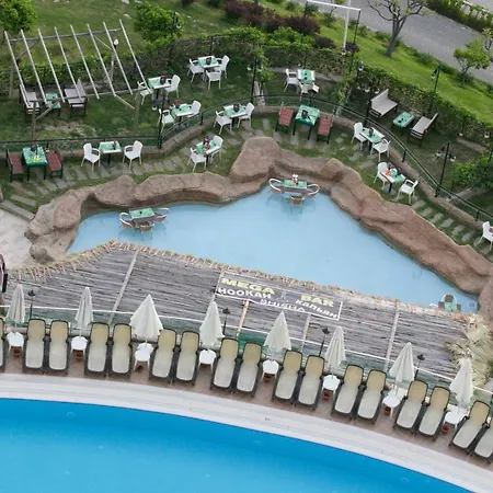 Luxury In Goldcity 15th Floor Apartment